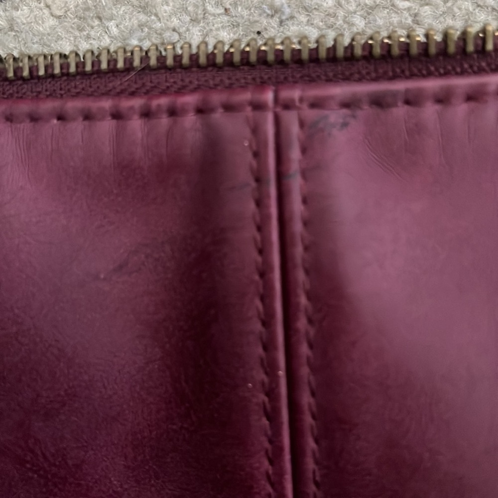 Universal Threads faux-leather Shoulder Bag - Picture 9 of 10